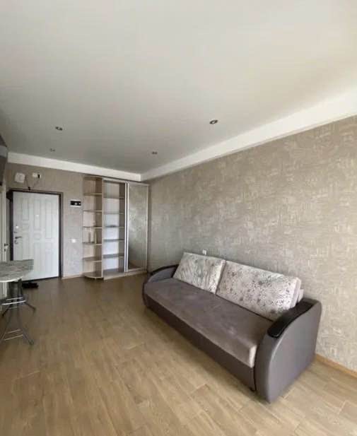 Планировка: Студия · 33,4 м²