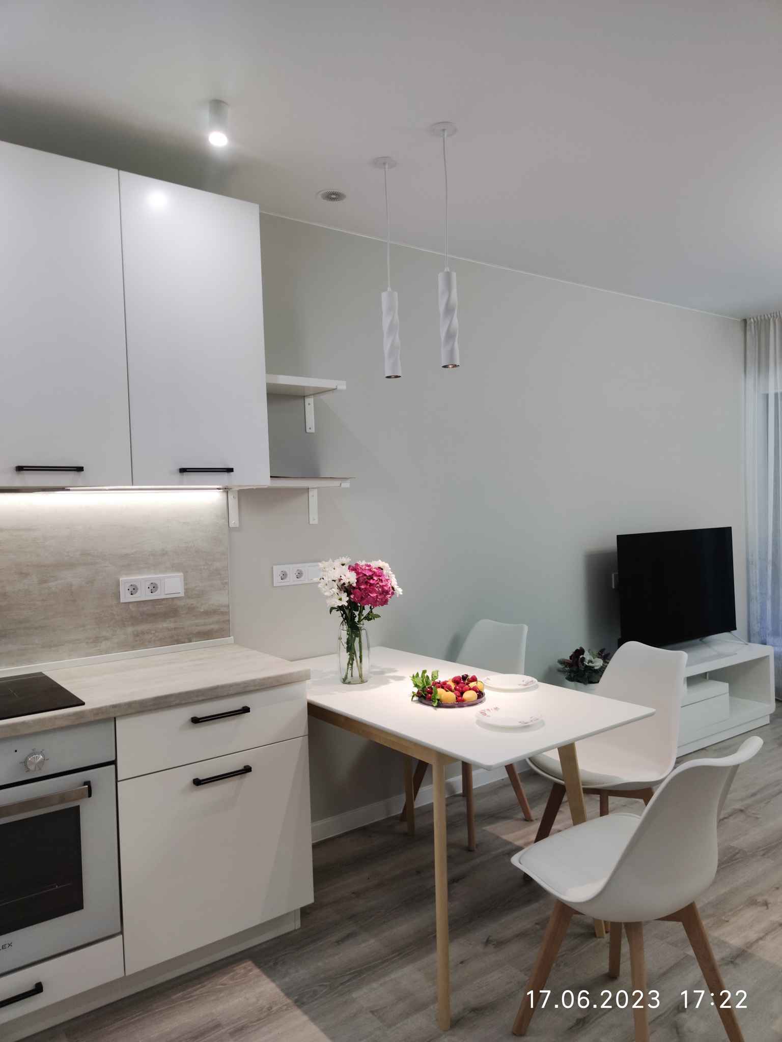 Планировка: Студия · 33,68 м²